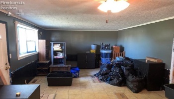 3652 Harbor Road, Port Clinton, 43452, 3 Bedrooms Bedrooms, ,2 BathroomsBathrooms,Residential,For Sale,Harbor,20254131