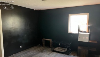 3652 Harbor Road, Port Clinton, 43452, 3 Bedrooms Bedrooms, ,2 BathroomsBathrooms,Residential,For Sale,Harbor,20254131