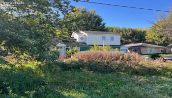 3652 Harbor Road, Port Clinton, 43452, 3 Bedrooms Bedrooms, ,2 BathroomsBathrooms,Residential,For Sale,Harbor,20254131