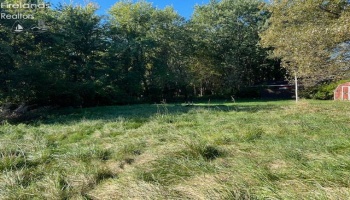 3652 Harbor Road, Port Clinton, 43452, 3 Bedrooms Bedrooms, ,2 BathroomsBathrooms,Residential,For Sale,Harbor,20254131