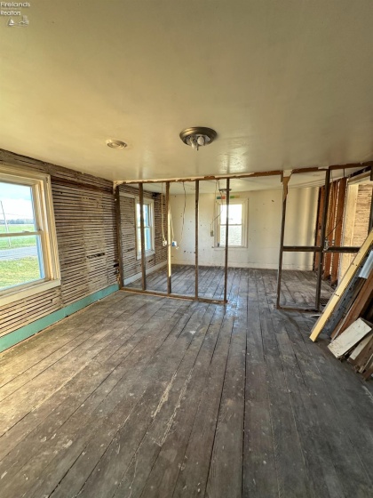 4504 State Route 53, Fremont, 43420, 5 Bedrooms Bedrooms, ,2 BathroomsBathrooms,Residential,For Sale,State Route 53,20254560