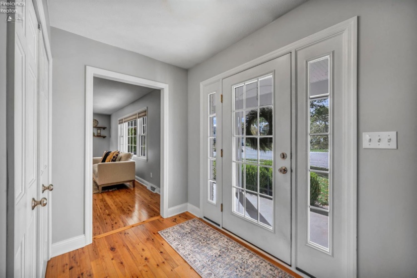 1003 Cove Circle, Huron, 44839, 5 Bedrooms Bedrooms, ,5 BathroomsBathrooms,Residential,For Sale,Cove,20254280