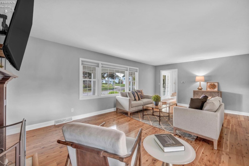 1003 Cove Circle, Huron, 44839, 5 Bedrooms Bedrooms, ,5 BathroomsBathrooms,Residential,For Sale,Cove,20254280