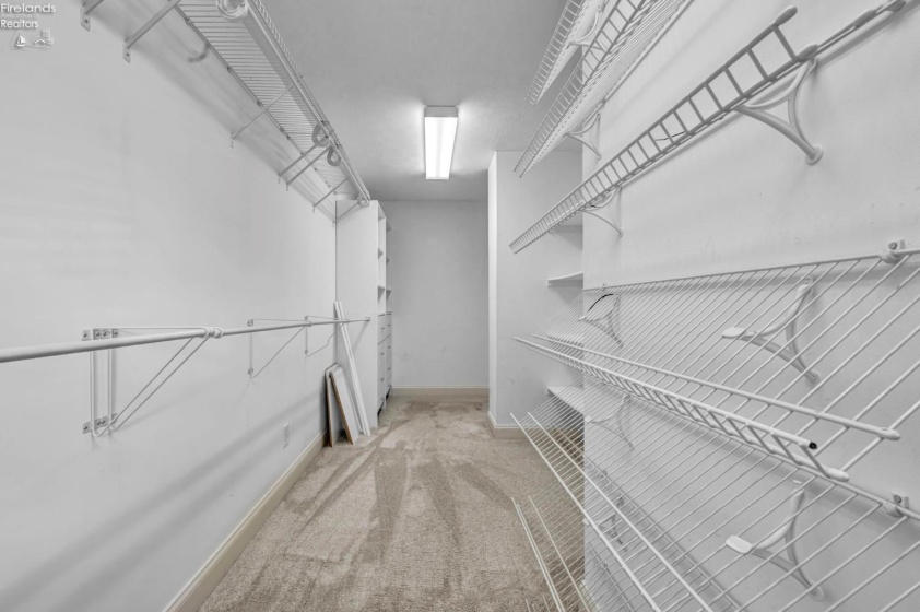 1003 Cove Circle, Huron, 44839, 5 Bedrooms Bedrooms, ,5 BathroomsBathrooms,Residential,For Sale,Cove,20254280