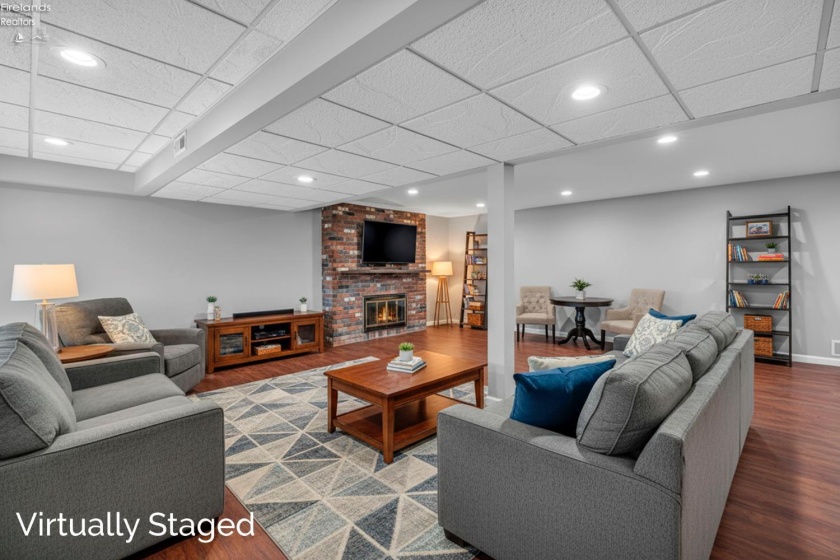 1003 Cove Circle, Huron, 44839, 5 Bedrooms Bedrooms, ,5 BathroomsBathrooms,Residential,For Sale,Cove,20254280