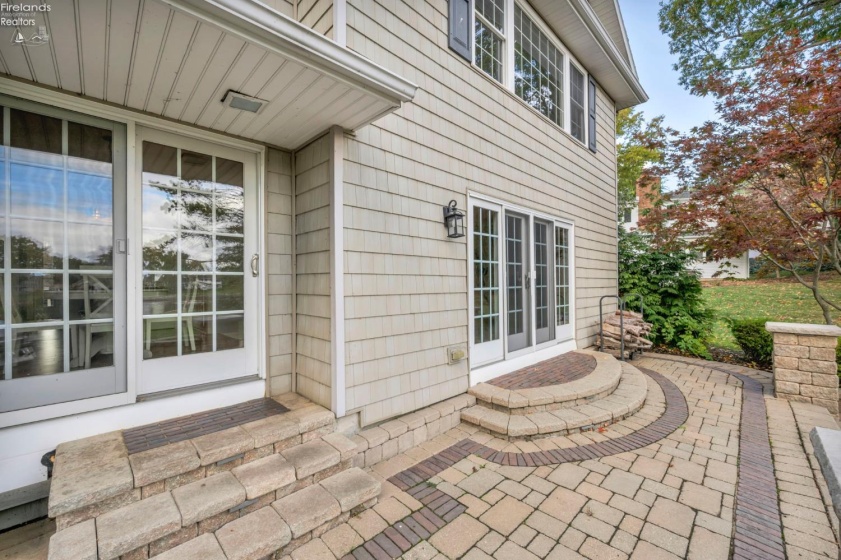 1003 Cove Circle, Huron, 44839, 5 Bedrooms Bedrooms, ,5 BathroomsBathrooms,Residential,For Sale,Cove,20254280