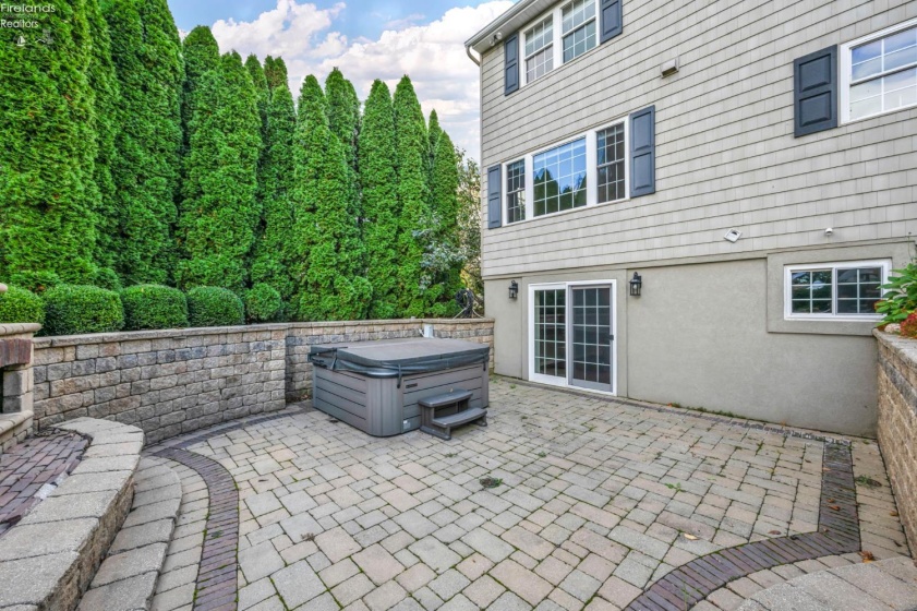 1003 Cove Circle, Huron, 44839, 5 Bedrooms Bedrooms, ,5 BathroomsBathrooms,Residential,For Sale,Cove,20254280