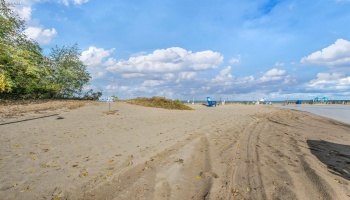 1003 Cove Circle, Huron, 44839, 5 Bedrooms Bedrooms, ,5 BathroomsBathrooms,Residential,For Sale,Cove,20254280