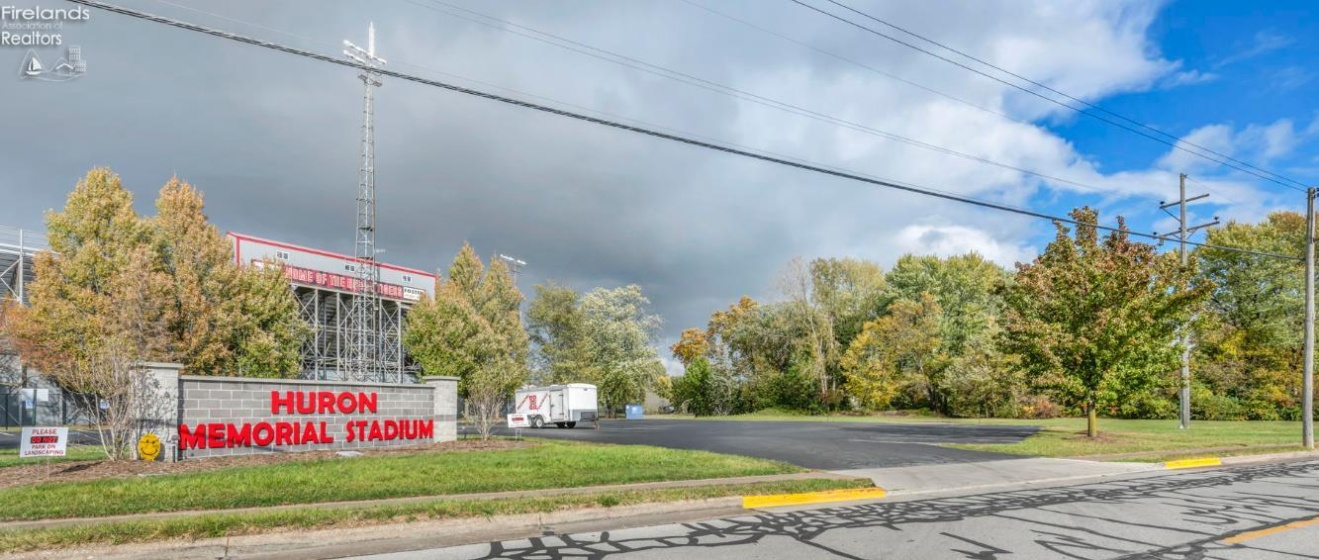 1003 Cove Circle, Huron, 44839, 5 Bedrooms Bedrooms, ,5 BathroomsBathrooms,Residential,For Sale,Cove,20254280