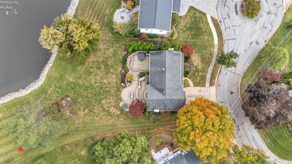 1003 Cove Circle, Huron, 44839, 5 Bedrooms Bedrooms, ,5 BathroomsBathrooms,Residential,For Sale,Cove,20254280