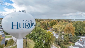 1003 Cove Circle, Huron, 44839, 5 Bedrooms Bedrooms, ,5 BathroomsBathrooms,Residential,For Sale,Cove,20254280