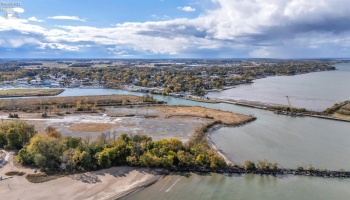 1003 Cove Circle, Huron, 44839, 5 Bedrooms Bedrooms, ,5 BathroomsBathrooms,Residential,For Sale,Cove,20254280