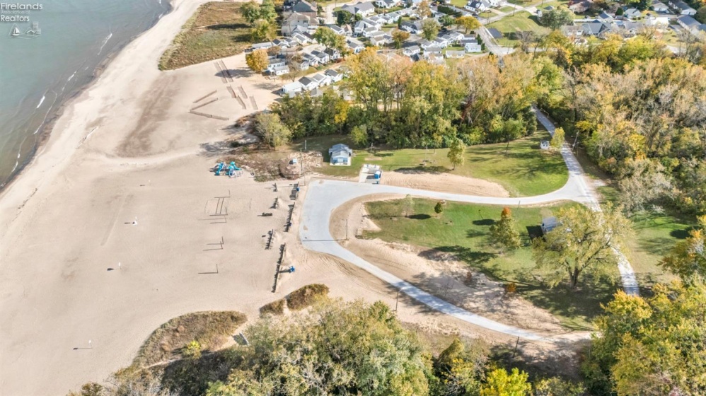 1003 Cove Circle, Huron, 44839, 5 Bedrooms Bedrooms, ,5 BathroomsBathrooms,Residential,For Sale,Cove,20254280