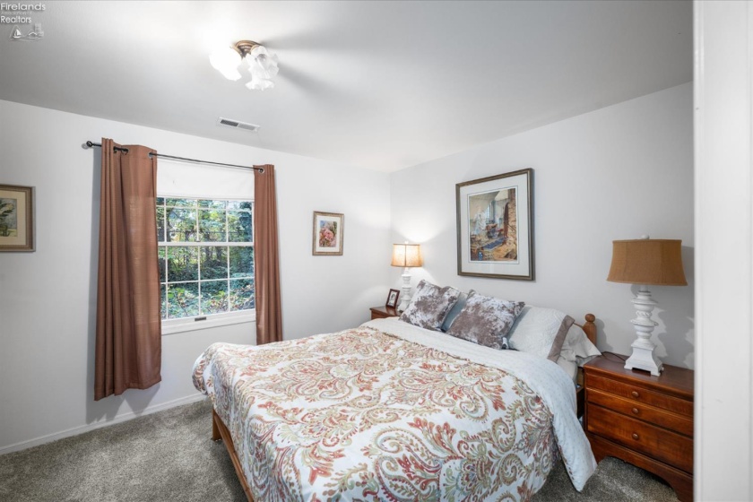 212 Seventh Street, Lakeside, 43440, 5 Bedrooms Bedrooms, ,5 BathroomsBathrooms,Residential,For Sale,Seventh,20254064