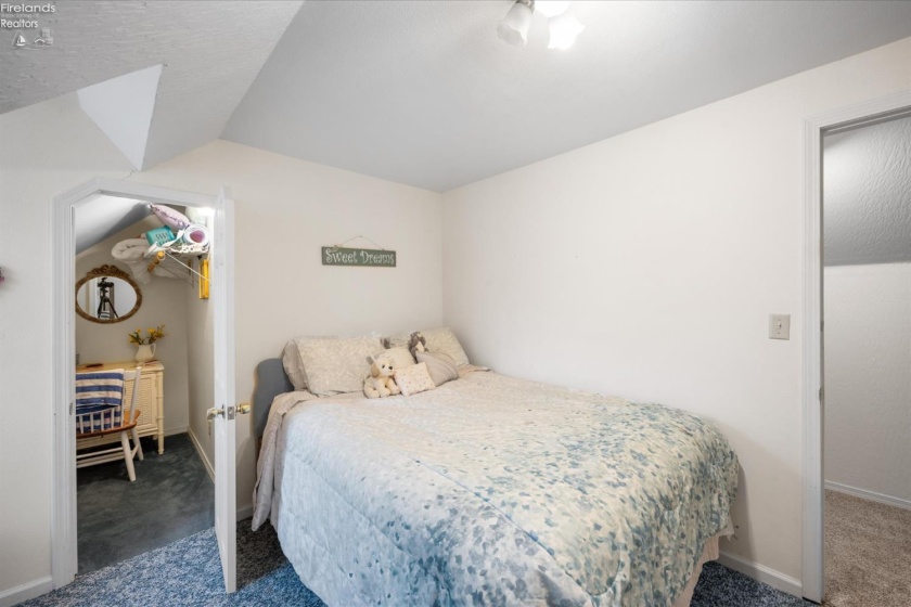 212 Seventh Street, Lakeside, 43440, 5 Bedrooms Bedrooms, ,5 BathroomsBathrooms,Residential,For Sale,Seventh,20254064