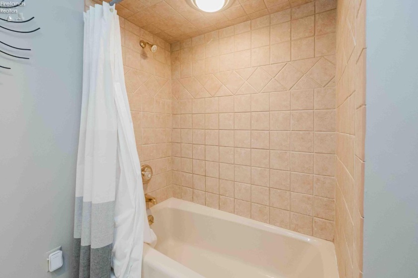 1250 Morrison Road, Fremont, 43420, 4 Bedrooms Bedrooms, ,3 BathroomsBathrooms,Residential,For Sale,Morrison,20254381