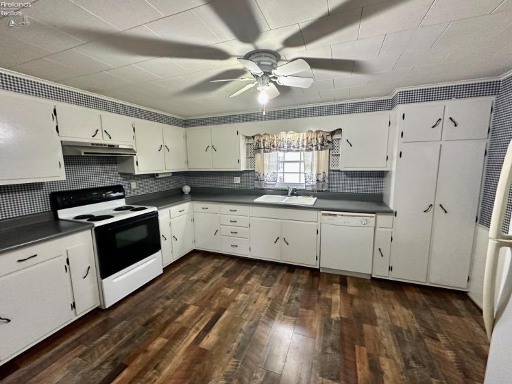 203 Washington Street, Bettsville, 44815, 3 Bedrooms Bedrooms, ,2 BathroomsBathrooms,Residential,For Sale,Washington,20251836