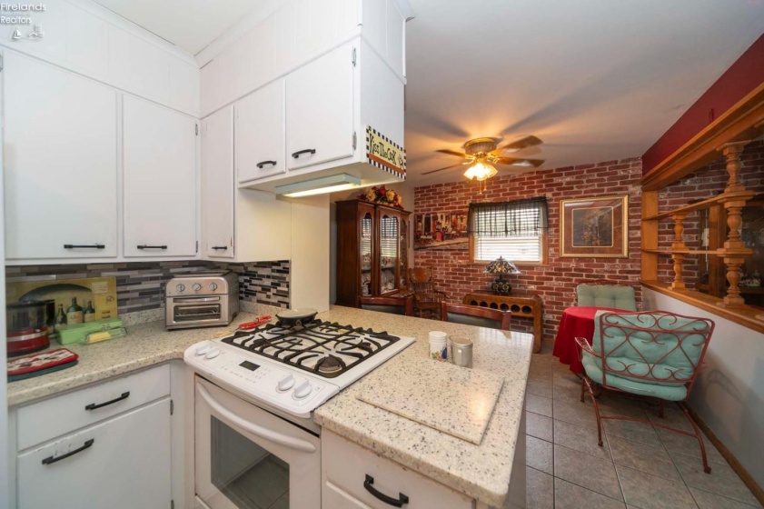 2524 Campbell Street, Sandusky, 44870, 2 Bedrooms Bedrooms, ,2 BathroomsBathrooms,Residential,For Sale,Campbell,20254578