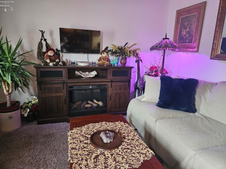 2524 Campbell Street, Sandusky, 44870, 2 Bedrooms Bedrooms, ,2 BathroomsBathrooms,Residential,For Sale,Campbell,20254578