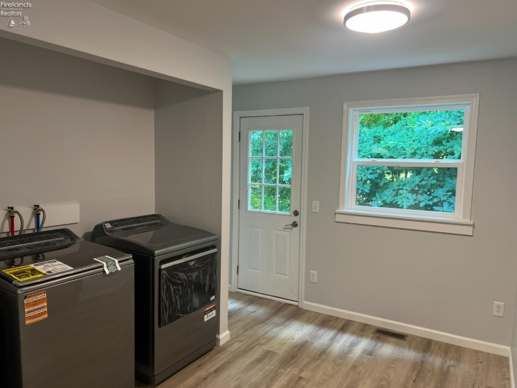 255 County Road 6, Tiffin, 44883, 3 Bedrooms Bedrooms, ,2 BathroomsBathrooms,Residential,For Sale,County Road 6,20252662