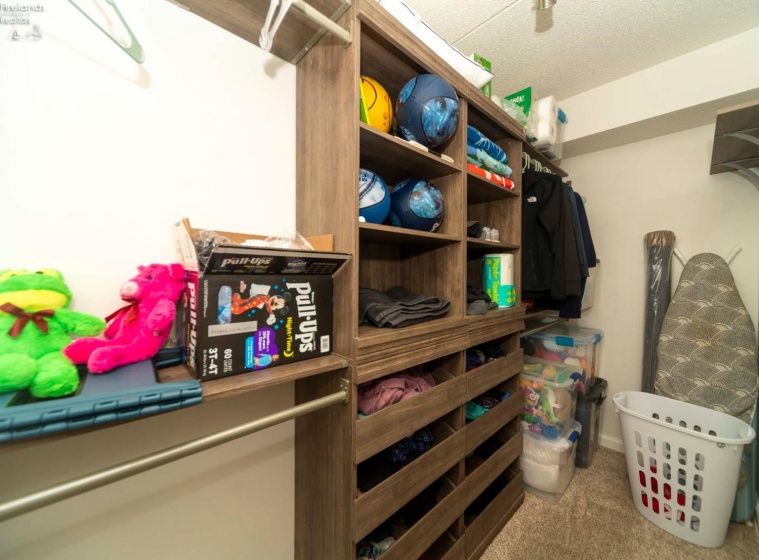 49 Marina Point Drive, Sandusky, 44870, 1 Bedroom Bedrooms, ,1 BathroomBathrooms,Residential,For Sale,Marina Point,20254577