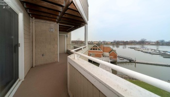 49 Marina Point Drive, Sandusky, 44870, 1 Bedroom Bedrooms, ,1 BathroomBathrooms,Residential,For Sale,Marina Point,20254577