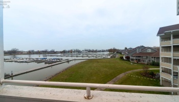 49 Marina Point Drive, Sandusky, 44870, 1 Bedroom Bedrooms, ,1 BathroomBathrooms,Residential,For Sale,Marina Point,20254577