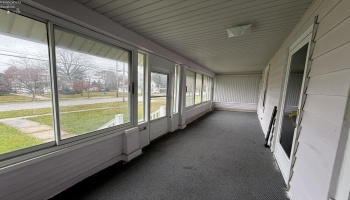 527 Locust Street, Oak Harbor, 43449, 3 Bedrooms Bedrooms, ,1 BathroomBathrooms,Residential,For Sale,Locust,20254595