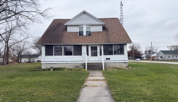 527 Locust Street, Oak Harbor, 43449, 3 Bedrooms Bedrooms, ,1 BathroomBathrooms,Residential,For Sale,Locust,20254595