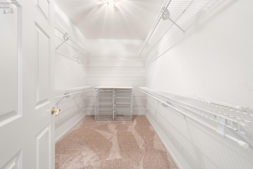 2970 Swift Drive, Port Clinton, 43452, 3 Bedrooms Bedrooms, ,3 BathroomsBathrooms,Residential,For Sale,Swift,20253187