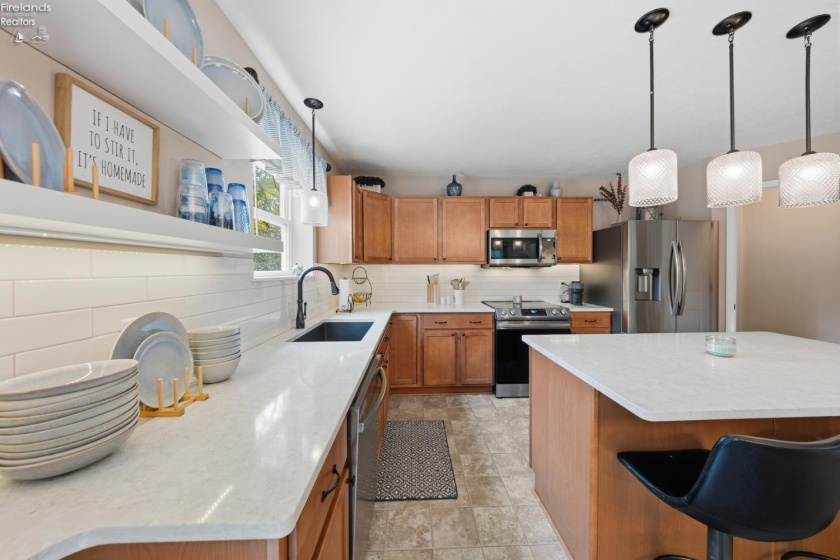 3610 Highland Drive, Port Clinton, 43452, 3 Bedrooms Bedrooms, ,3 BathroomsBathrooms,Residential,For Sale,Highland,20254426