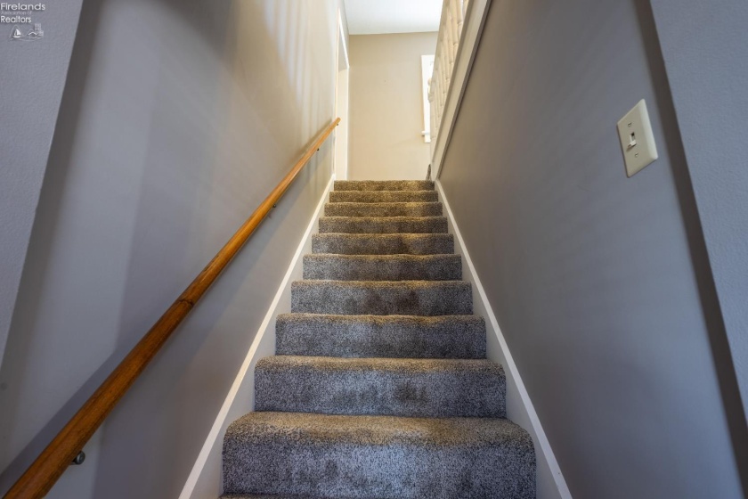 183 Sheffield Street, Bellevue, 44811, 5 Bedrooms Bedrooms, ,2 BathroomsBathrooms,Residential,For Sale,Sheffield,20254570