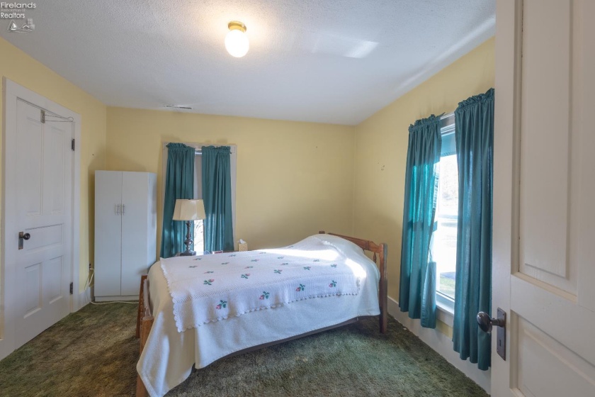 183 Sheffield Street, Bellevue, 44811, 5 Bedrooms Bedrooms, ,2 BathroomsBathrooms,Residential,For Sale,Sheffield,20254570