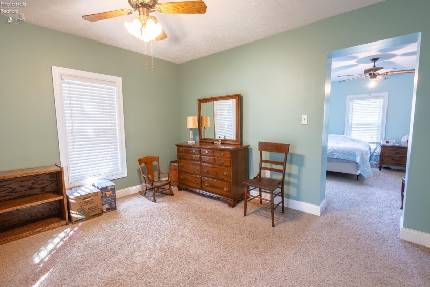 183 Sheffield Street, Bellevue, 44811, 5 Bedrooms Bedrooms, ,2 BathroomsBathrooms,Residential,For Sale,Sheffield,20254570