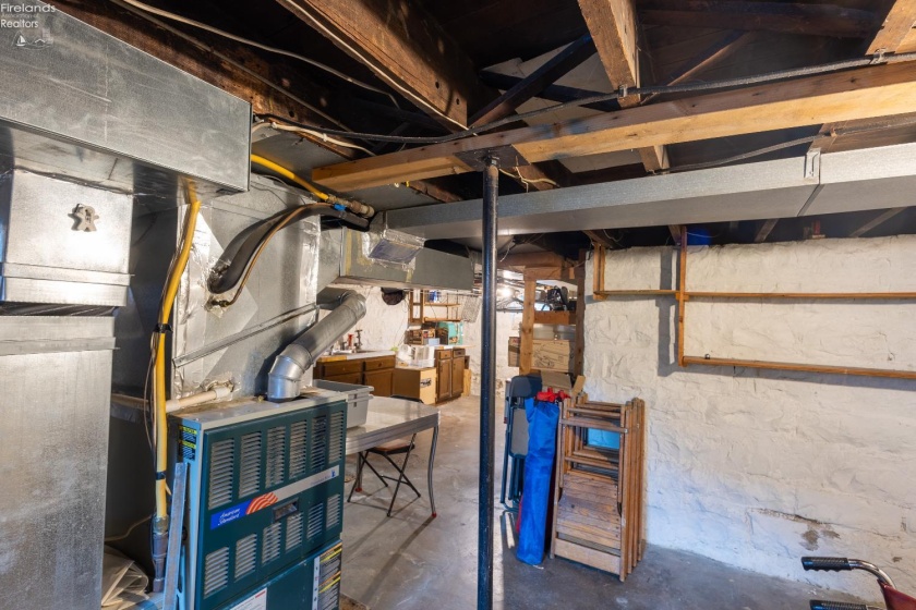 183 Sheffield Street, Bellevue, 44811, 5 Bedrooms Bedrooms, ,2 BathroomsBathrooms,Residential,For Sale,Sheffield,20254570