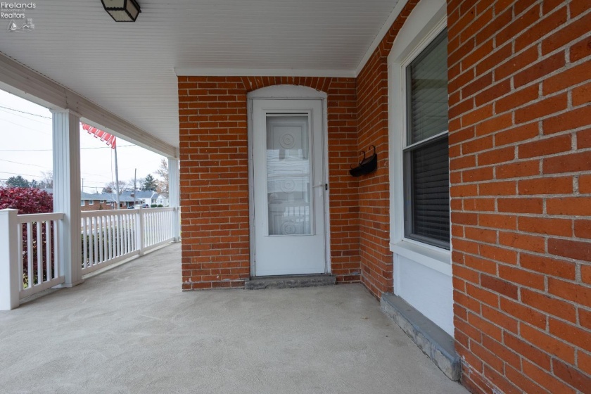 183 Sheffield Street, Bellevue, 44811, 5 Bedrooms Bedrooms, ,2 BathroomsBathrooms,Residential,For Sale,Sheffield,20254570