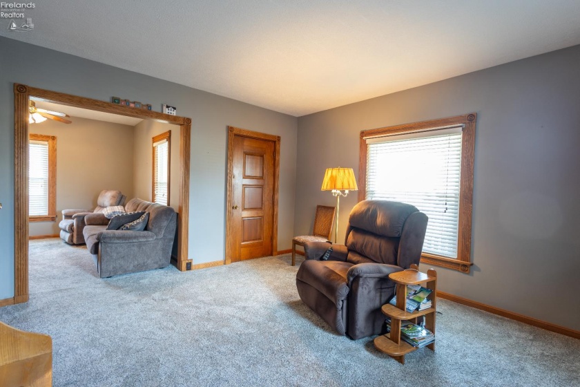 183 Sheffield Street, Bellevue, 44811, 5 Bedrooms Bedrooms, ,2 BathroomsBathrooms,Residential,For Sale,Sheffield,20254570