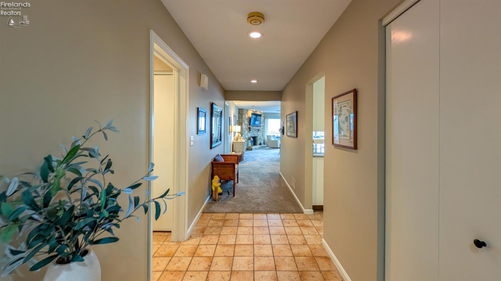 3110 Marina View Drive, Port Clinton, 43452, 3 Bedrooms Bedrooms, ,2 BathroomsBathrooms,Residential,For Sale,Marina View,20254599