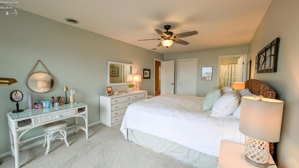 3110 Marina View Drive, Port Clinton, 43452, 3 Bedrooms Bedrooms, ,2 BathroomsBathrooms,Residential,For Sale,Marina View,20254599