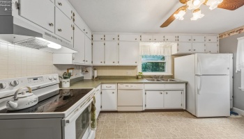 360 Bridge Road, Marblehead, 43440, 4 Bedrooms Bedrooms, ,2 BathroomsBathrooms,Residential,For Sale,Bridge,20254591