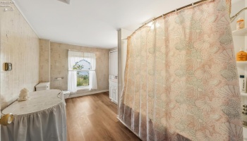 360 Bridge Road, Marblehead, 43440, 4 Bedrooms Bedrooms, ,2 BathroomsBathrooms,Residential,For Sale,Bridge,20254591