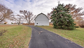 360 Bridge Road, Marblehead, 43440, 4 Bedrooms Bedrooms, ,2 BathroomsBathrooms,Residential,For Sale,Bridge,20254591