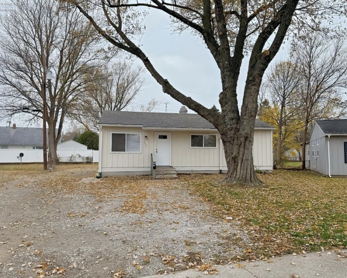 2023 Forest Drive, Sandusky, 44870, 3 Bedrooms Bedrooms, ,1 BathroomBathrooms,Residential,For Sale,Forest,20254610