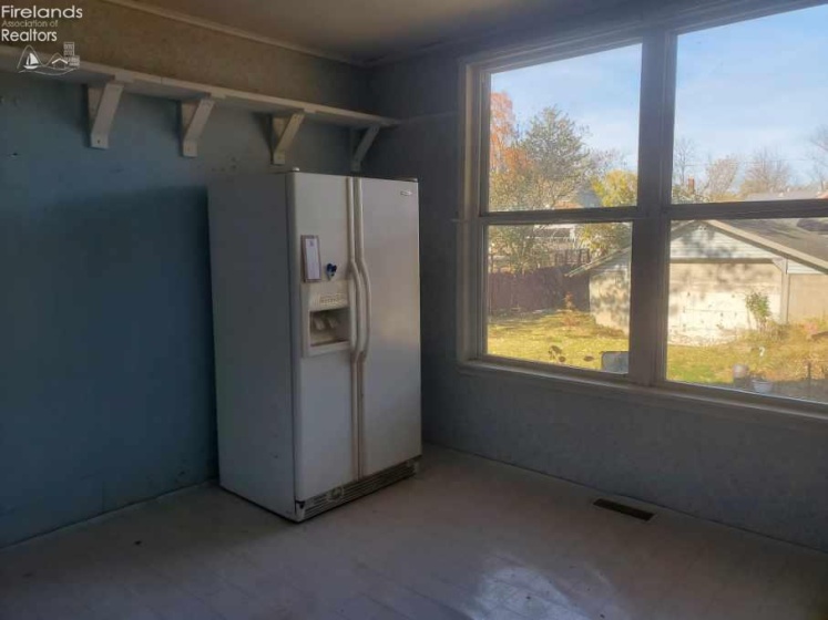 537 Third, Elyria, 44035, 3 Bedrooms Bedrooms, ,2 BathroomsBathrooms,Residential,For Sale,Third,20254432