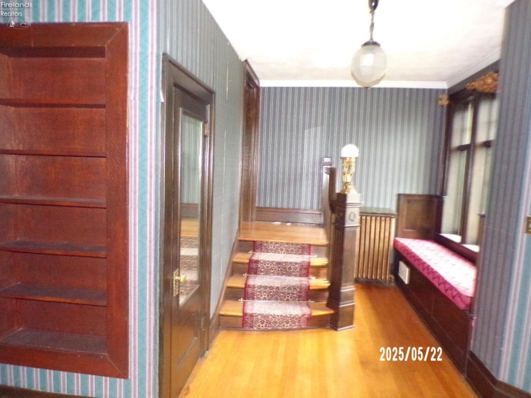 408 Main Street, Bellevue, 44811, 6 Bedrooms Bedrooms, ,7 BathroomsBathrooms,Residential,For Sale,Main,20253382