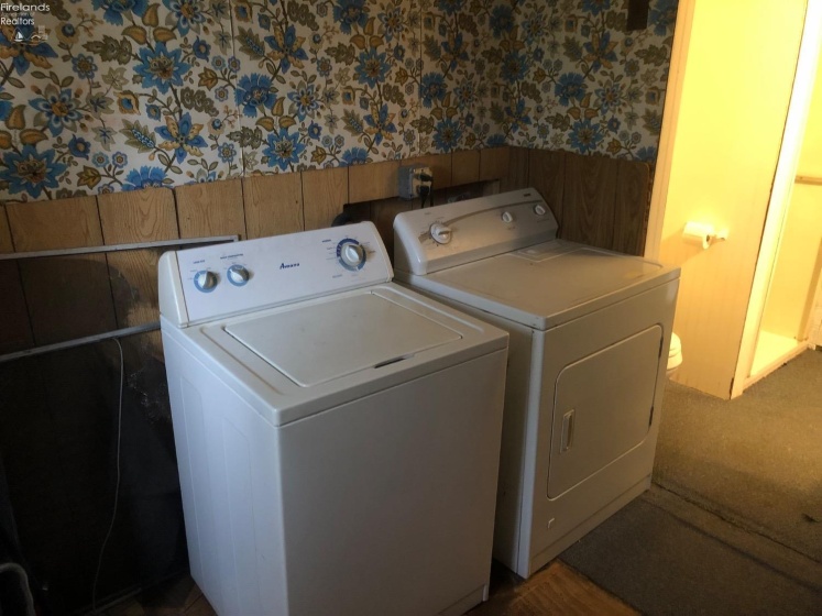 15 Washington Street, Norwalk, 44857, 5 Bedrooms Bedrooms, ,2 BathroomsBathrooms,Residential,For Sale,Washington,20251257