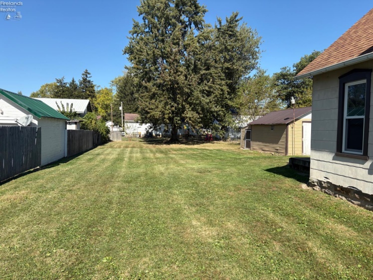 15 Washington Street, Norwalk, 44857, 5 Bedrooms Bedrooms, ,2 BathroomsBathrooms,Residential,For Sale,Washington,20251257