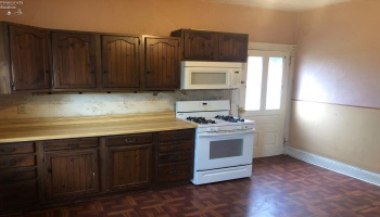 15 Washington Street, Norwalk, 44857, 5 Bedrooms Bedrooms, ,2 BathroomsBathrooms,Residential,For Sale,Washington,20251257 15 Washington Street, Norwalk, 44857, 5 Bedrooms Bedrooms, ,2 BathroomsBathrooms,Residential,For Sale,Washington,20251257