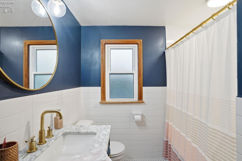 100 Ohio Avenue, Tiffin, 44883, 3 Bedrooms Bedrooms, ,2 BathroomsBathrooms,Residential,For Sale,Ohio,20254572