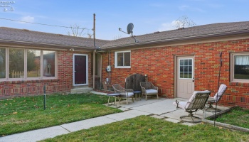 100 Ohio Avenue, Tiffin, 44883, 3 Bedrooms Bedrooms, ,2 BathroomsBathrooms,Residential,For Sale,Ohio,20254572 100 Ohio Avenue, Tiffin, 44883, 3 Bedrooms Bedrooms, ,2 BathroomsBathrooms,Residential,For Sale,Ohio,20254572